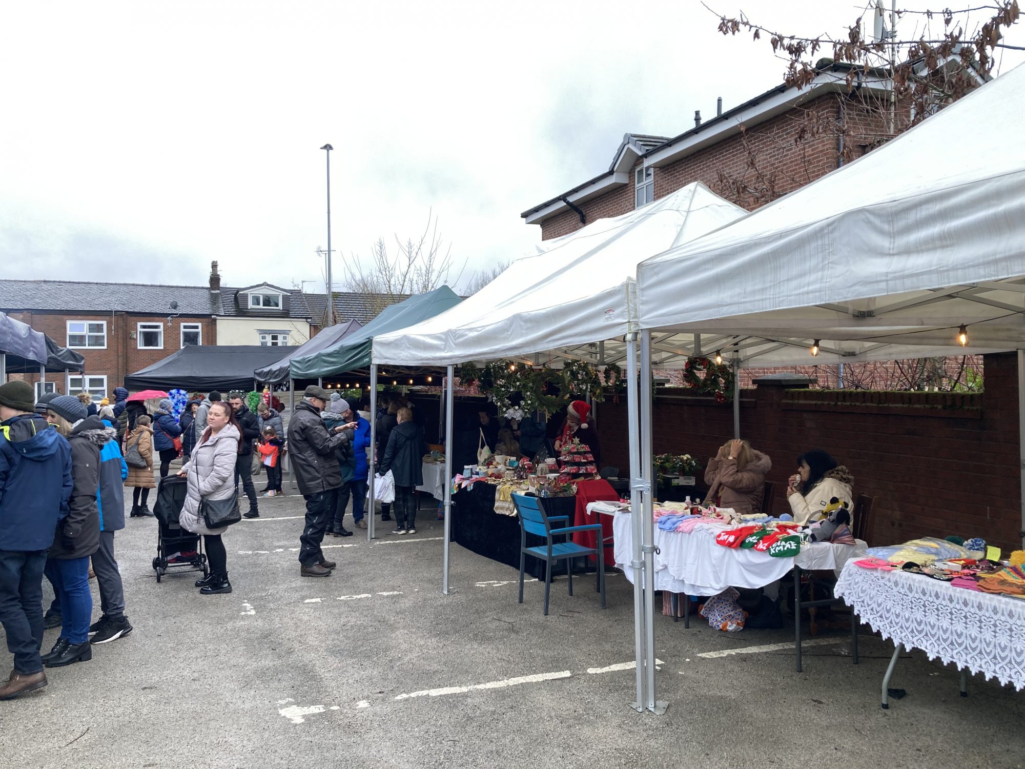 Swinton pub hosts its own Christmas markets | Salford Now