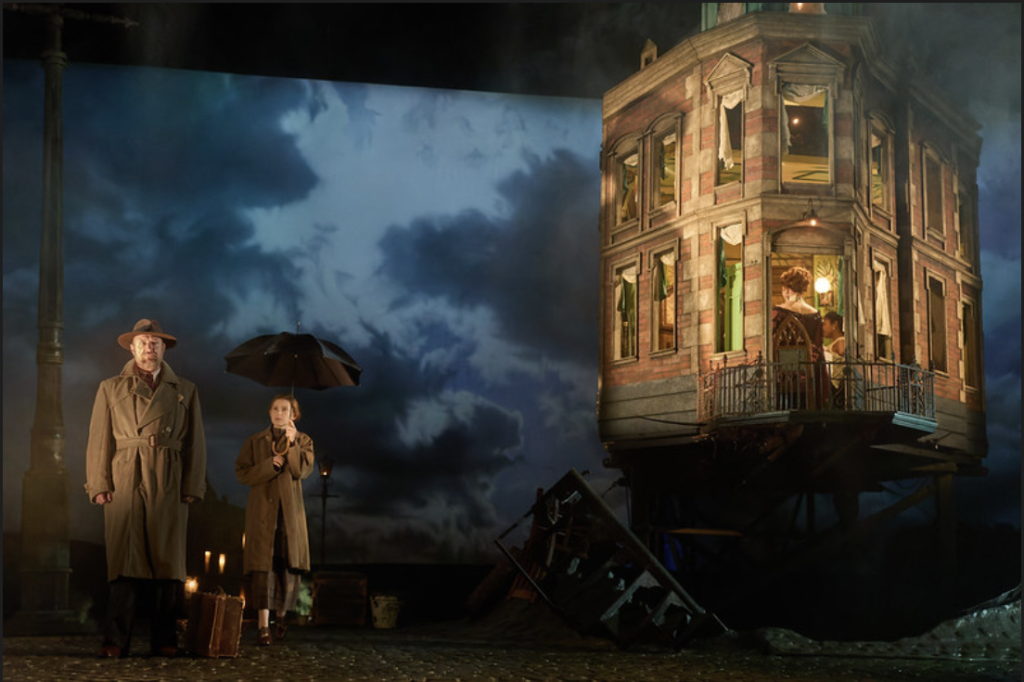 An Inspector Calls returns to the Lowry for 2025. Credit: Lowry Theatre.