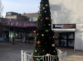 Swinton residents disappointed by “insulting” Christmas tree