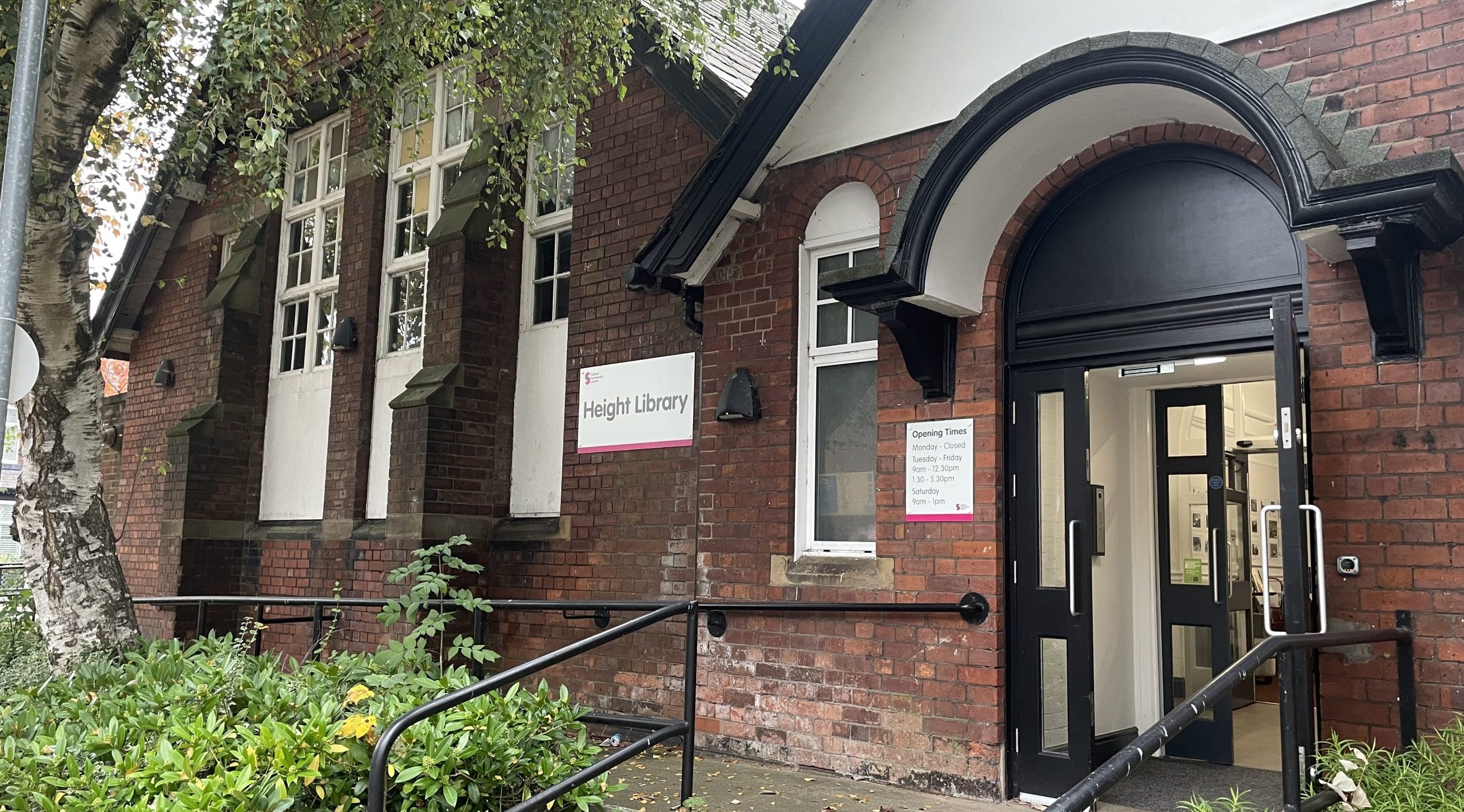 Salford women offered support for 'myriad symptoms'