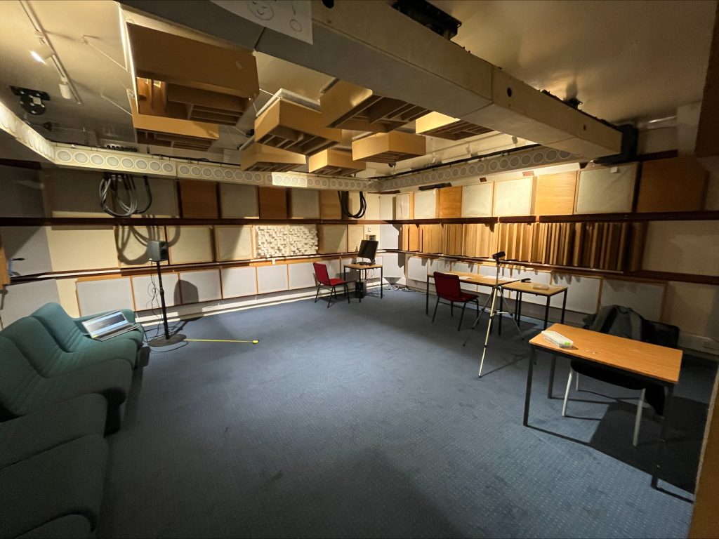 Photo provided by George Wright leading the research. Image of the research room